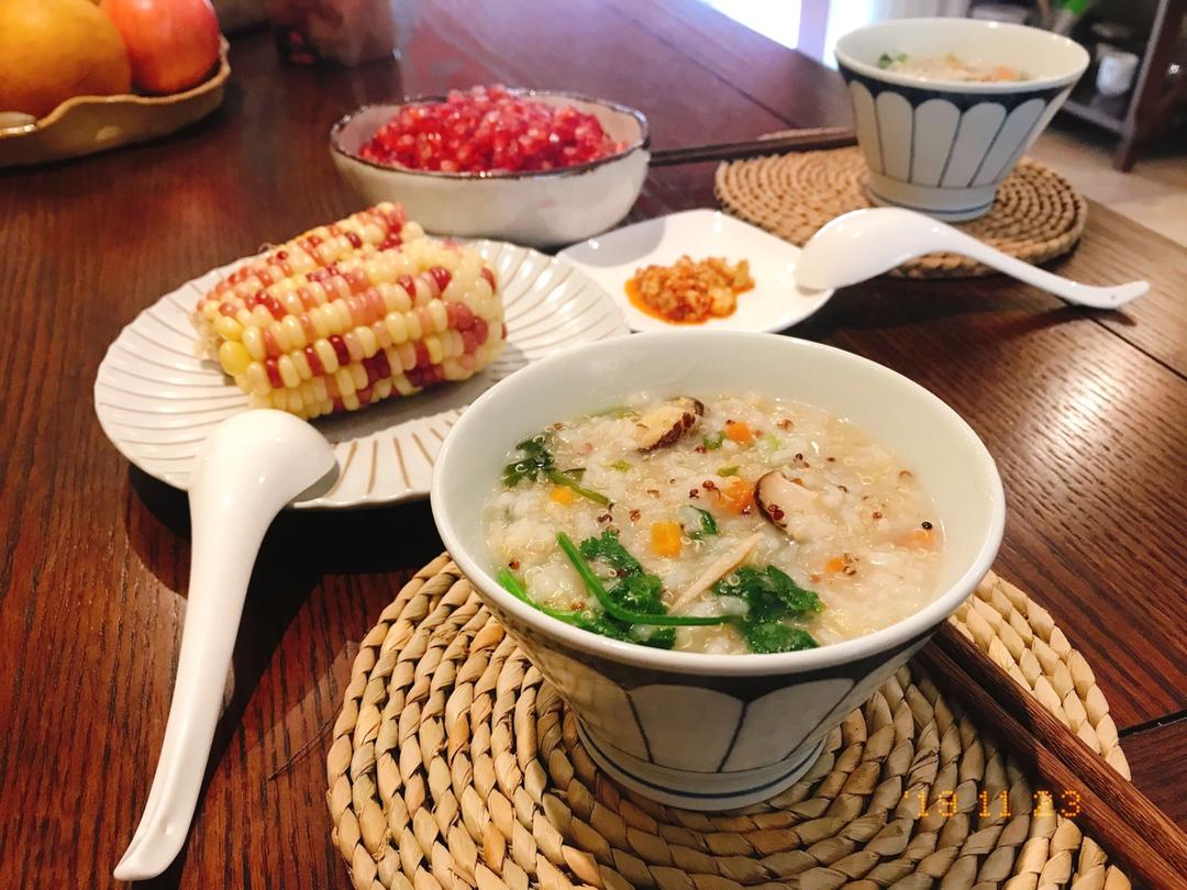 香菇虾仁蔬菜藜麦粥