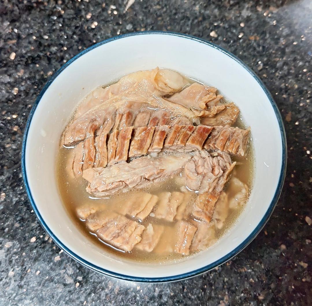 【0165】清汤萝卜牛腩 <302小厨房>