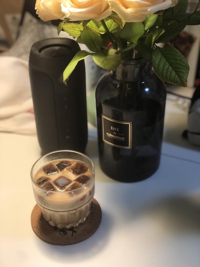 夏日来杯冷萃咖啡Cold Brew