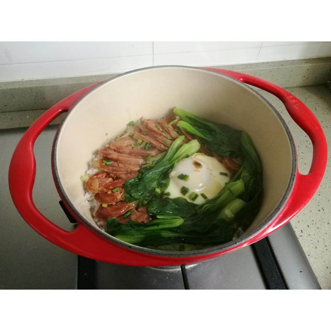 香肠煲仔饭