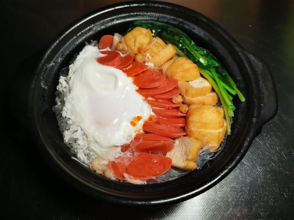 超简单三鲜砂锅粉丝的做法