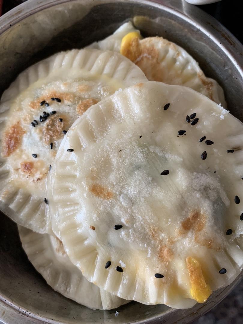 饺子皮鸡蛋灌饼