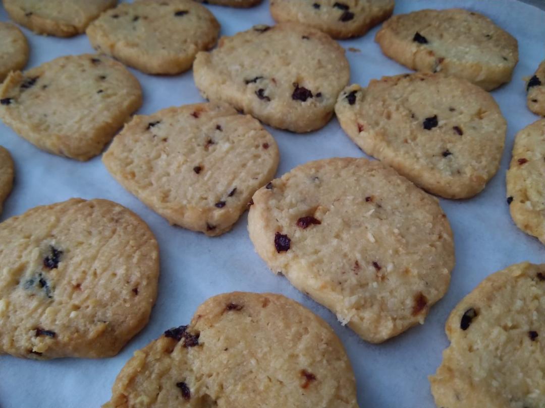 宝宝零食篇|自制椰蓉蔓越莓曲奇饼干(低糖)