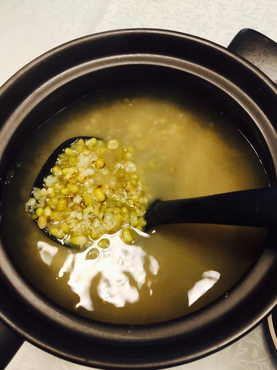 有希酱做的绿豆汤