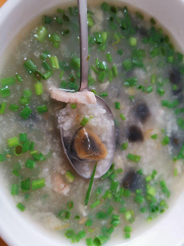 皮蛋瘦肉粥