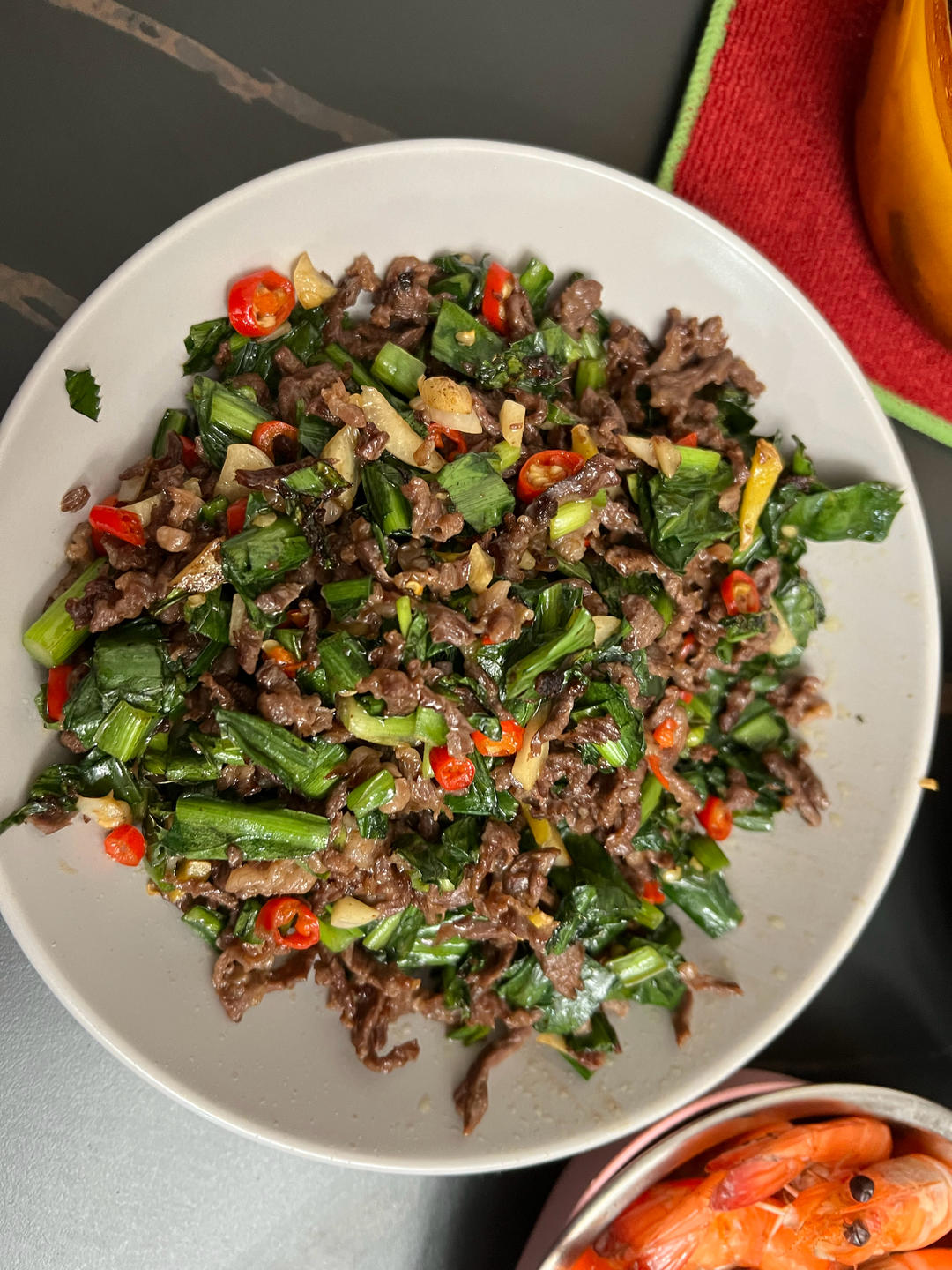 傣味大芫荽炒牛肉