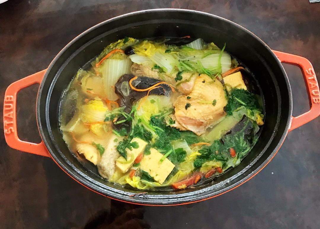 抗疫虫草鸡汤娃娃菜