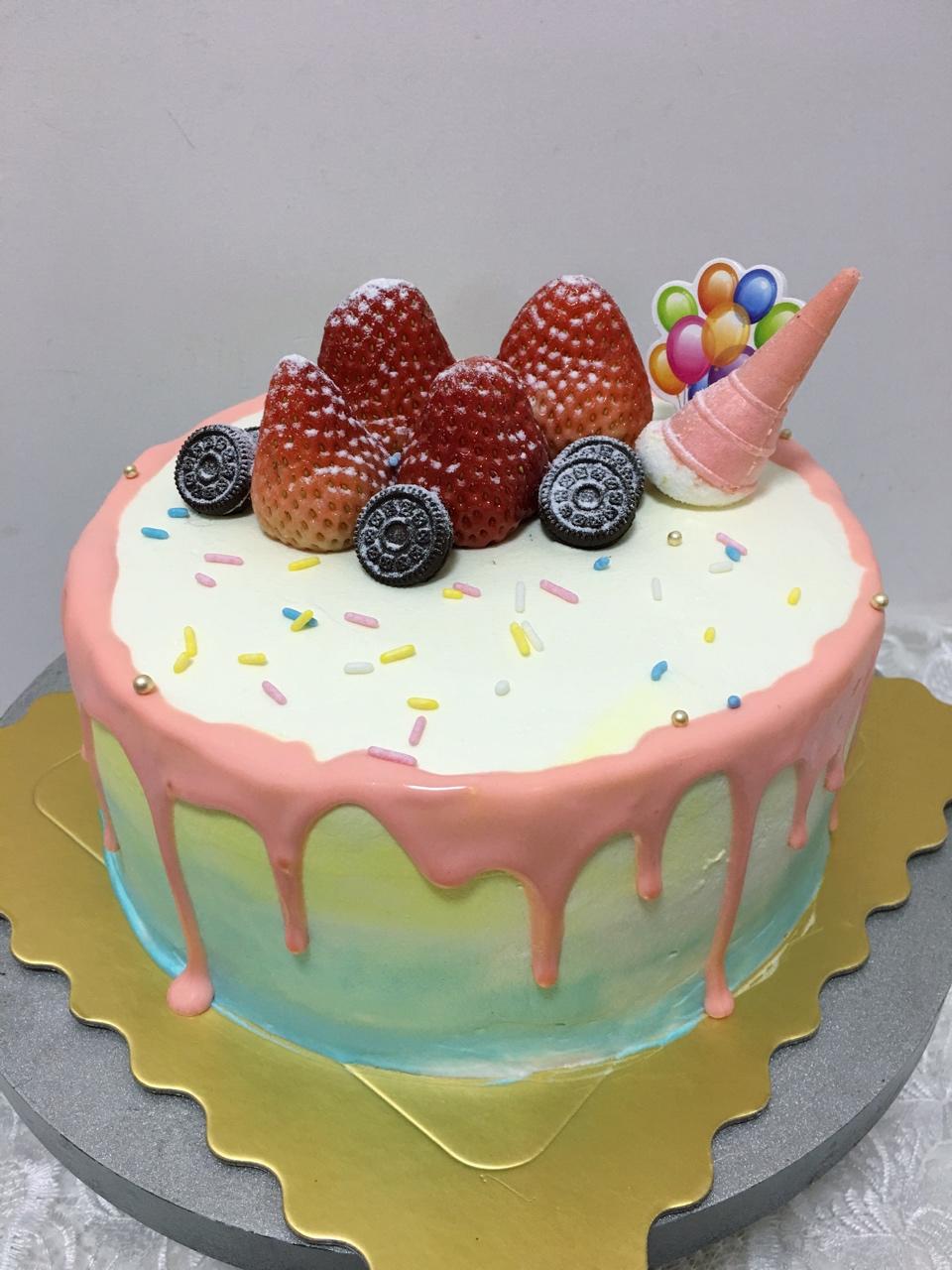 阳光心梦园做的少女心布朗熊可妮兔马卡龙色可爱晕色蛋糕