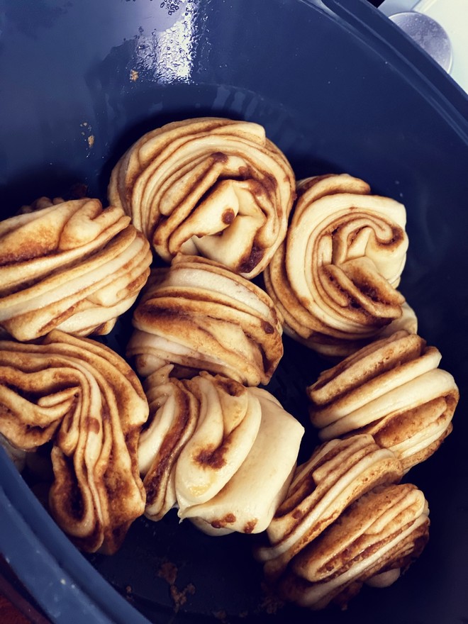 麻酱糖花卷的做法步骤图 麻酱糖花卷怎么做好吃 畋妡的甜蜜回忆 下厨房 麻酱糖花卷的做法步骤图 麻酱糖花卷怎么做好吃 畋妡的甜蜜回忆 下厨房