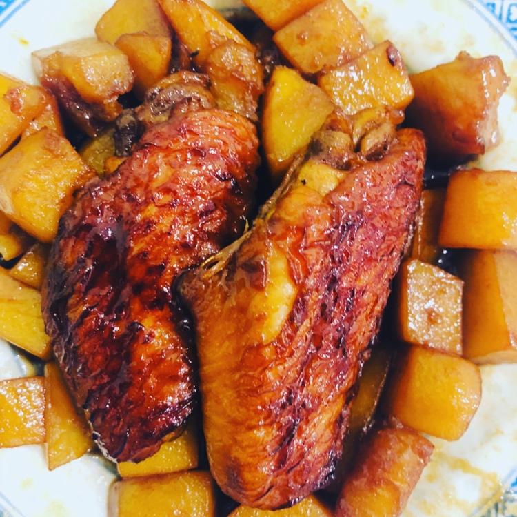 土豆炖鸡翅（快手零失败）