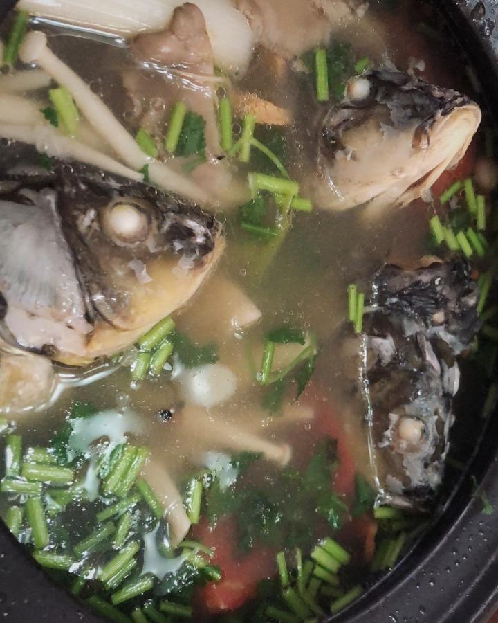 番茄鱼头汤