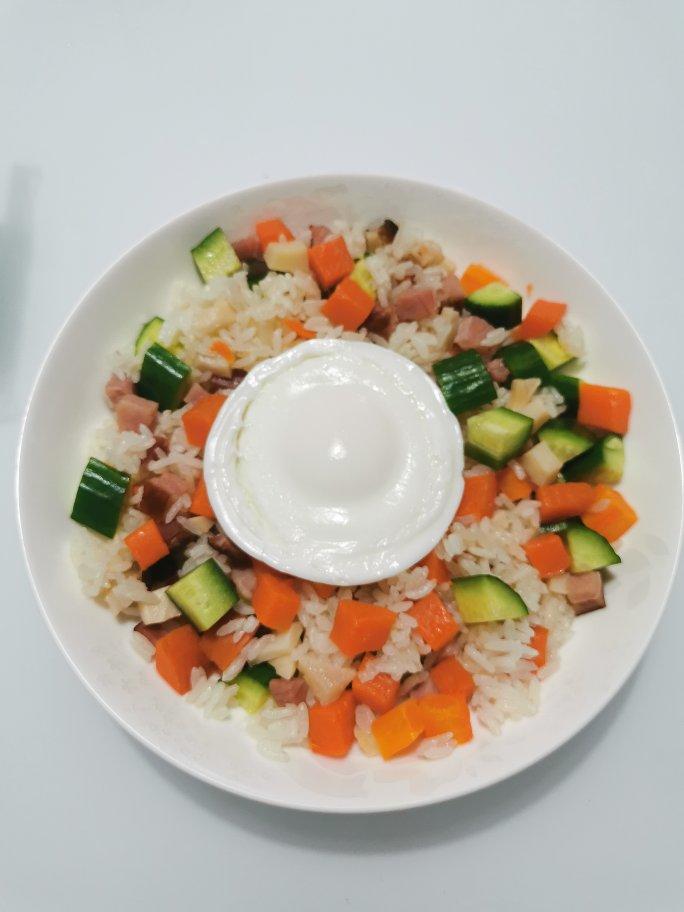 电饭锅焖五彩饭