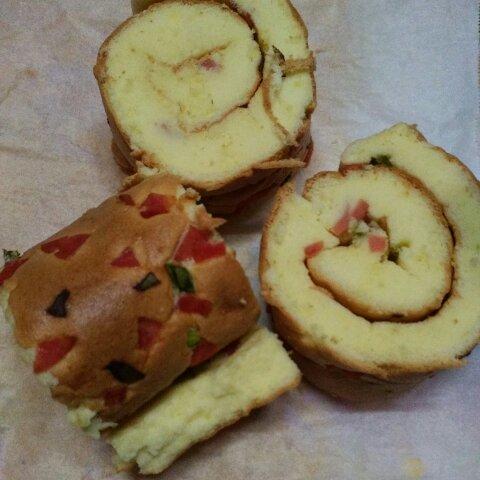 香葱肉松蛋糕卷