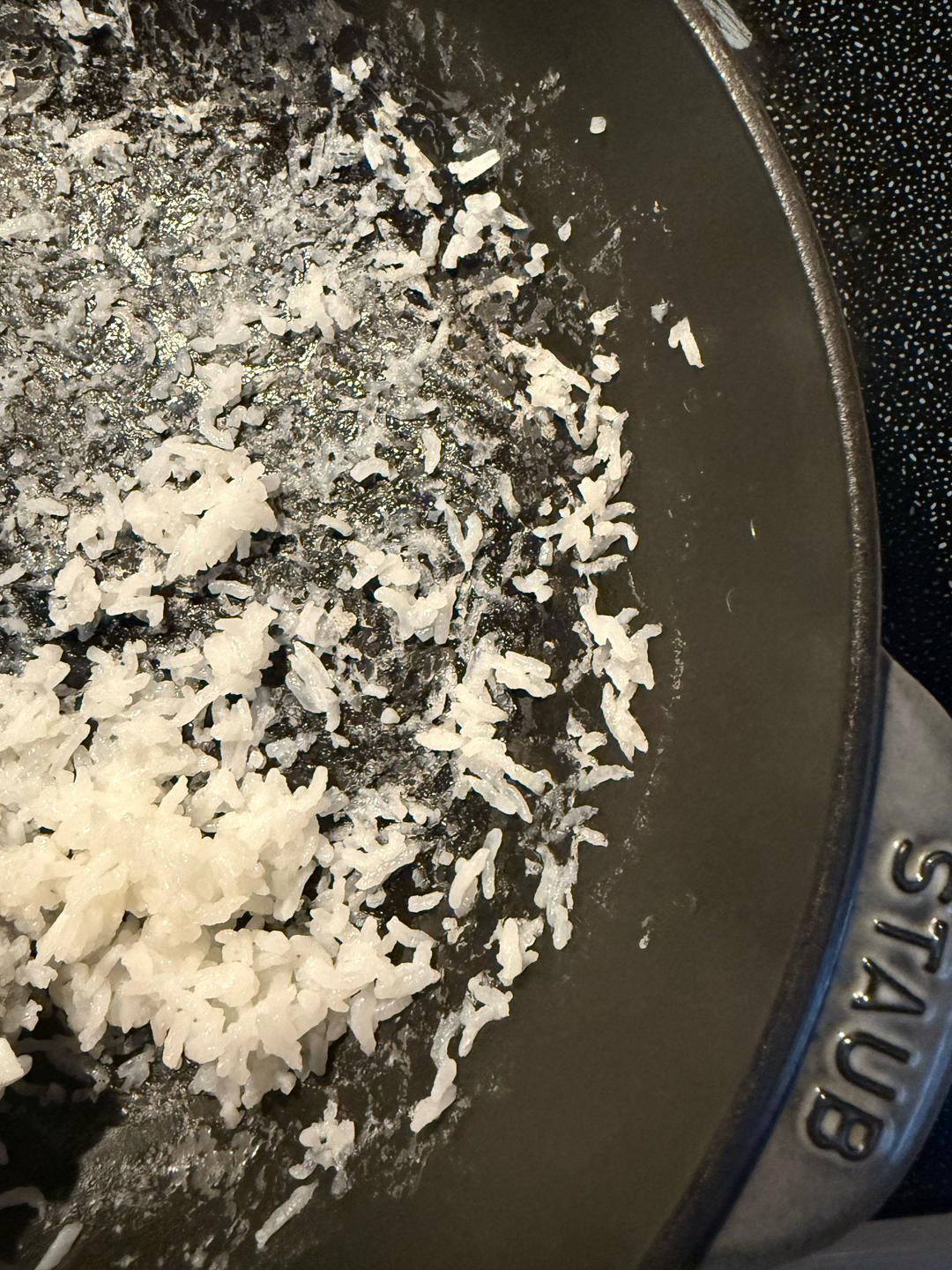 铸铁锅煮饭（及关于沾底）