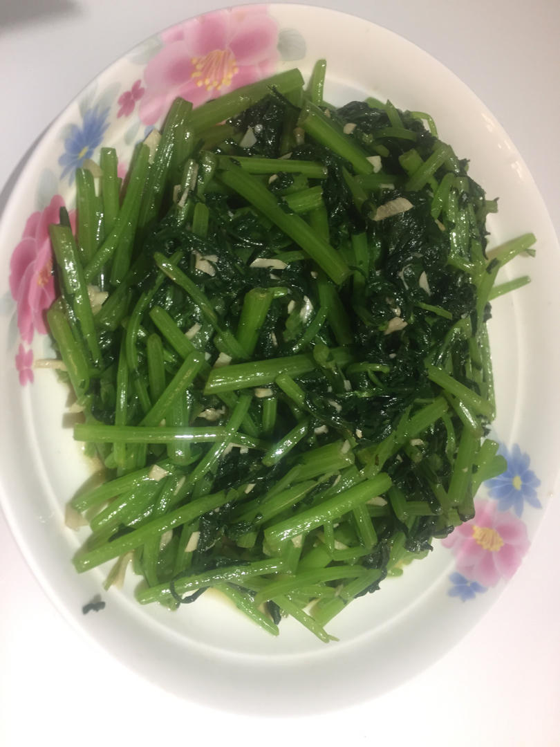清炒茼蒿