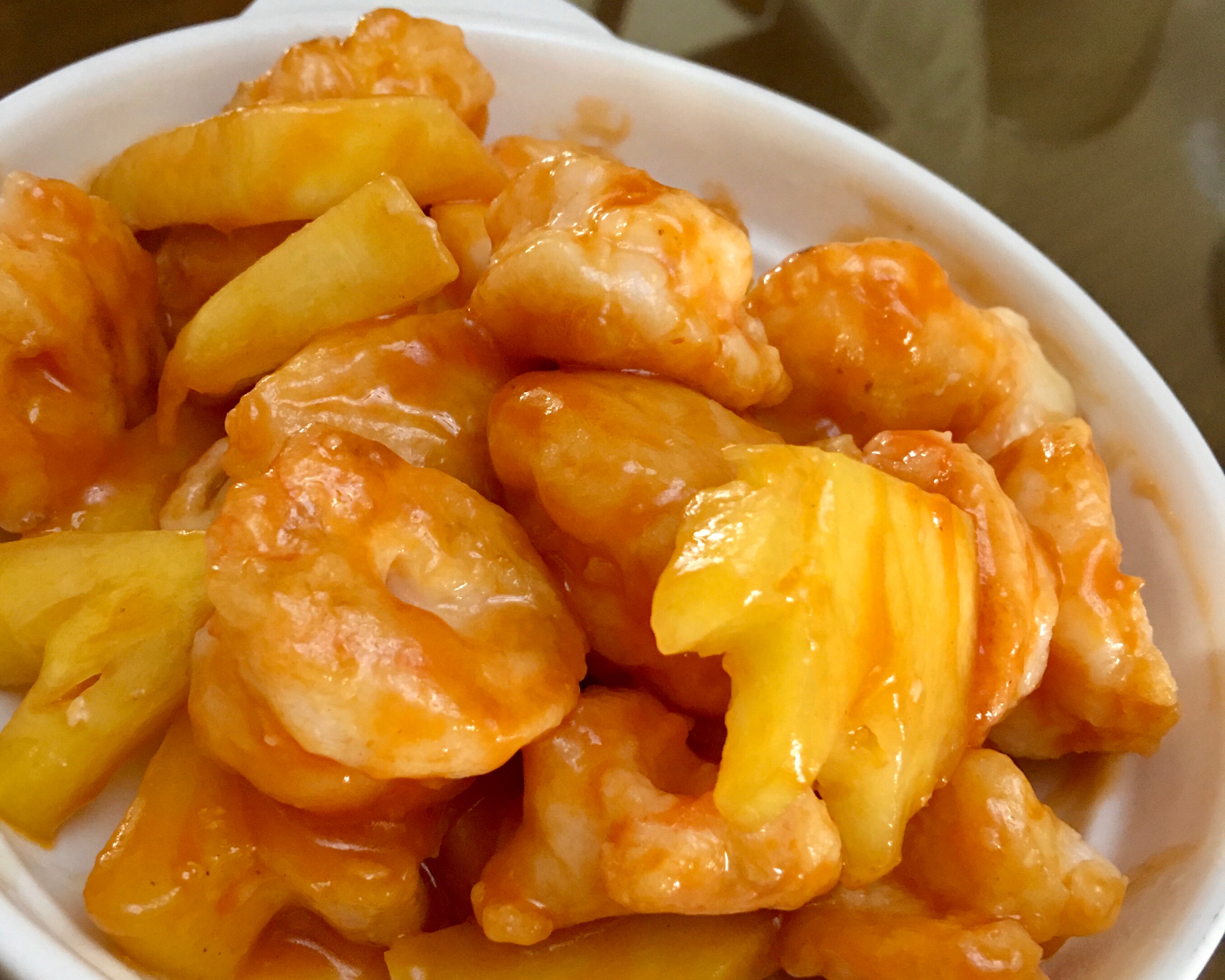 菠萝咕咾虾！，🦐 原料非常非常简单，酸酸甜甜很开胃的做法