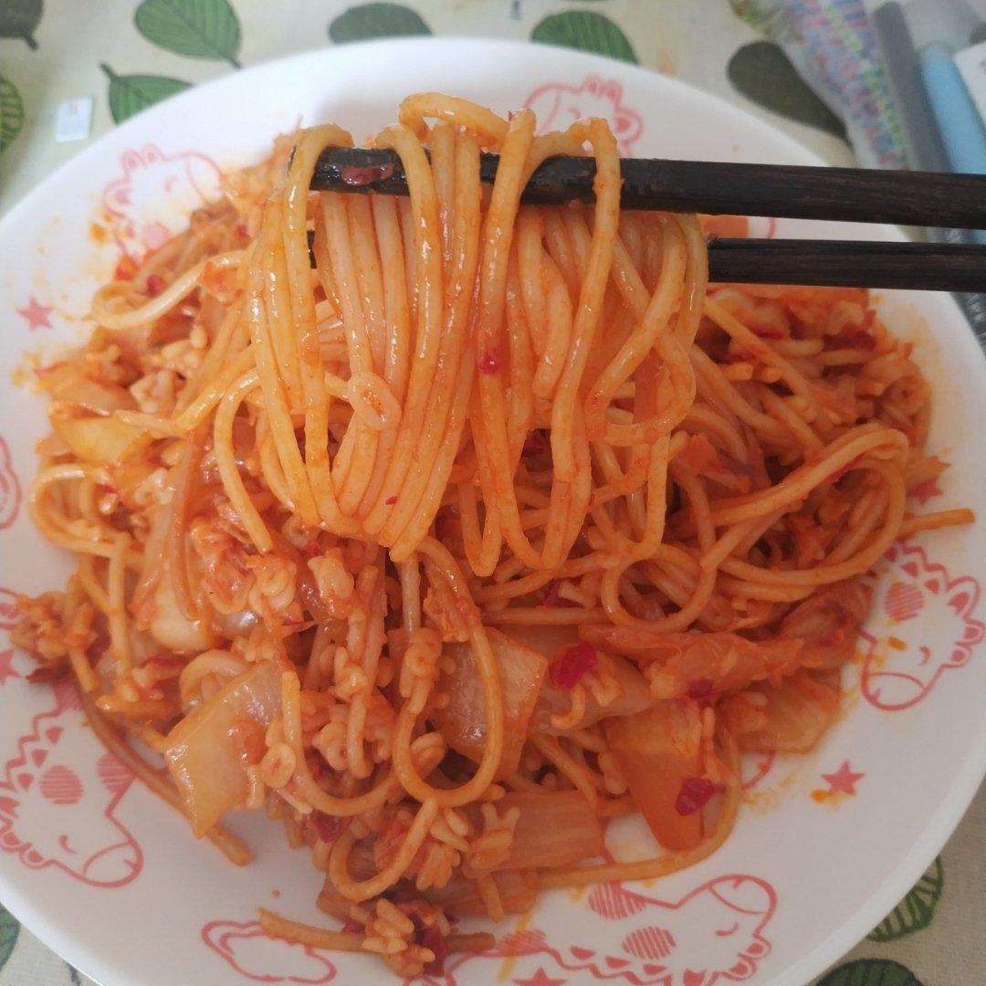 辣白菜炒意大利面