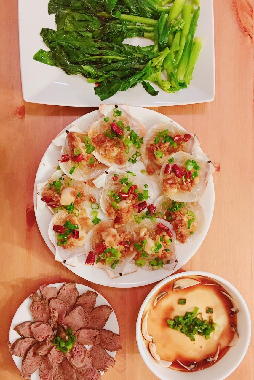 蒜蓉粉丝蒸扇贝