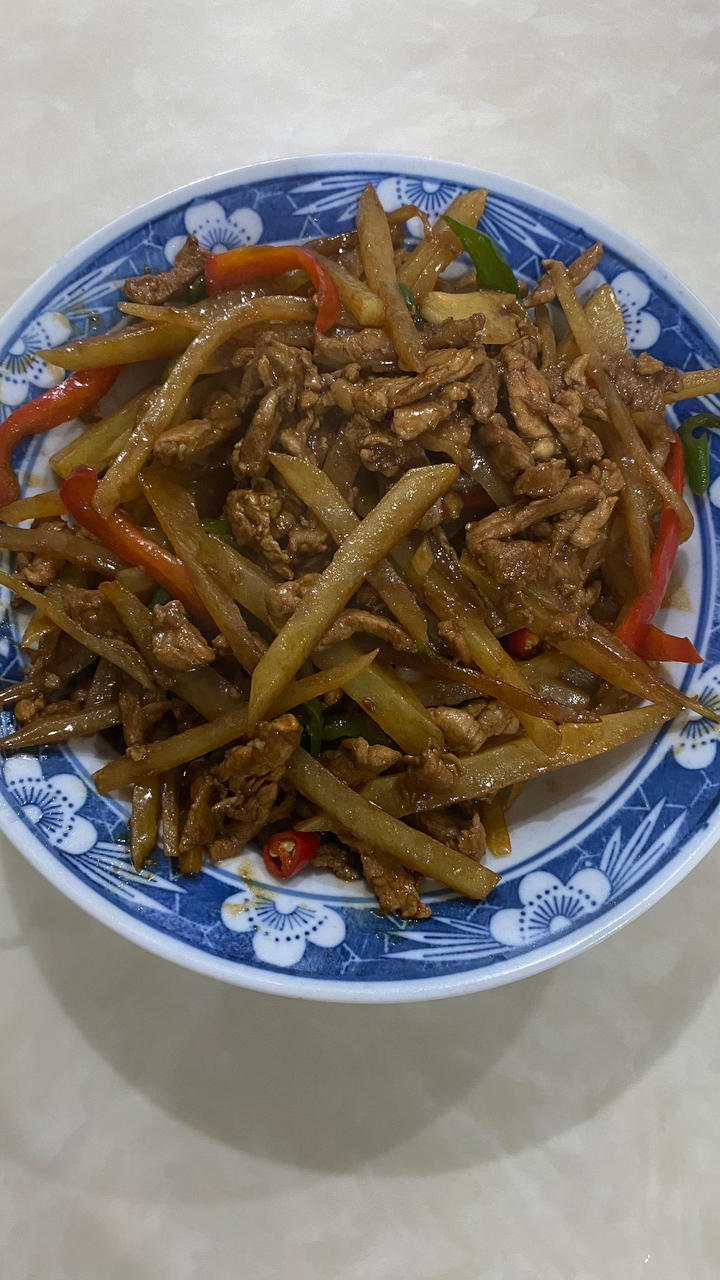 酸辣土豆肉丝——绝对最好吃！