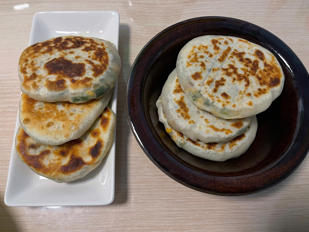 薄皮大馅韭菜鸡蛋馅饼