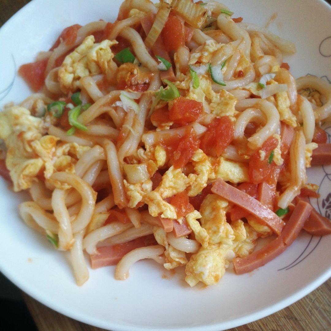 番茄鸡蛋乌冬面