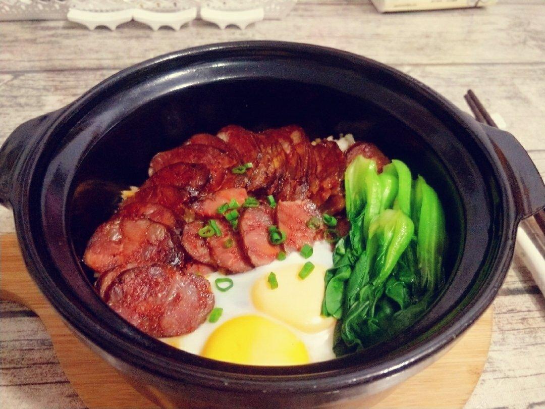 香肠煲仔饭