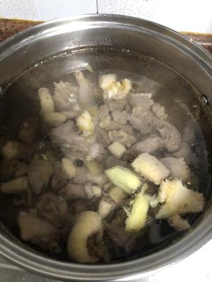 茶树菇老鸭汤的做法 步骤2