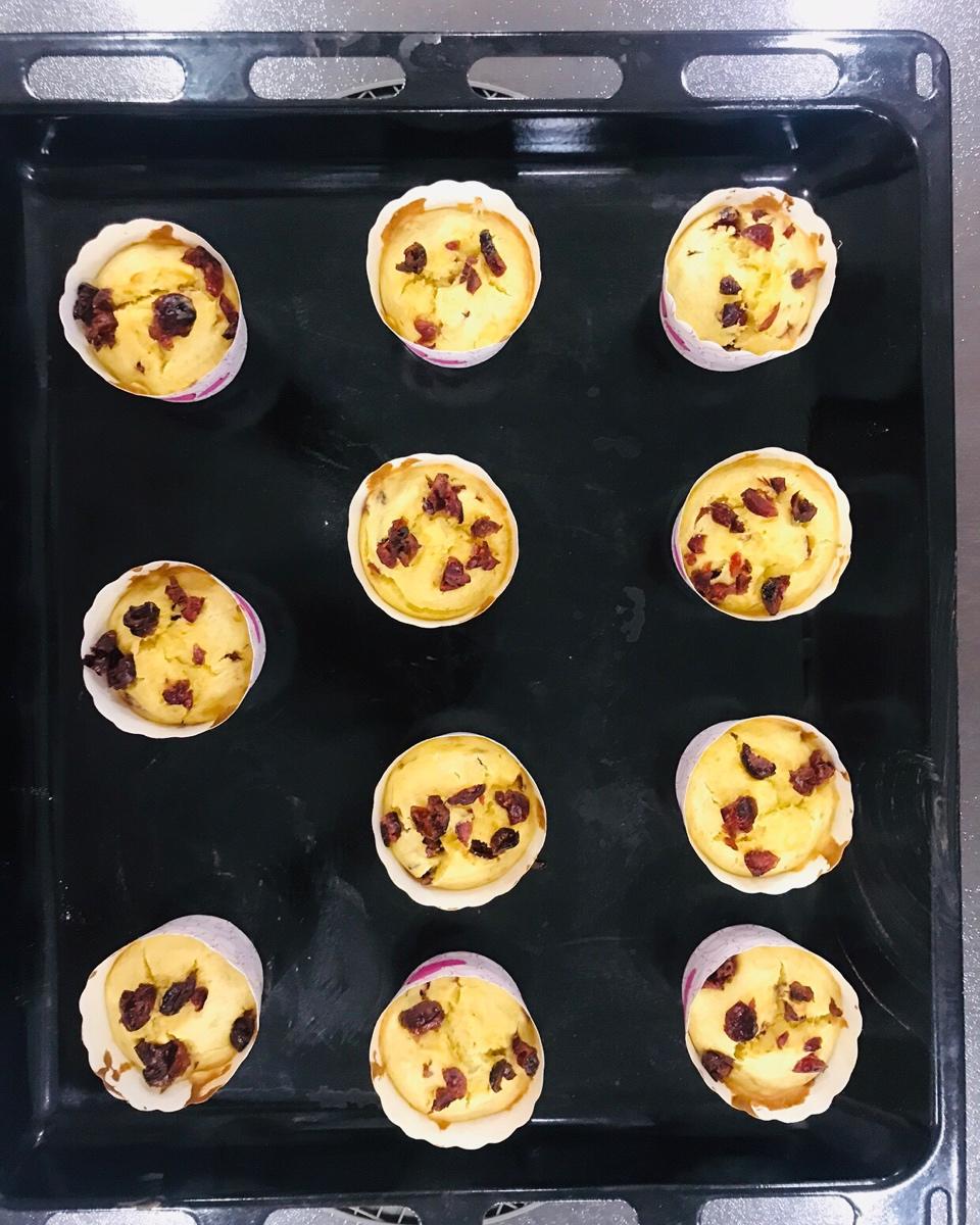 少女心的香蕉蔓越莓玛芬