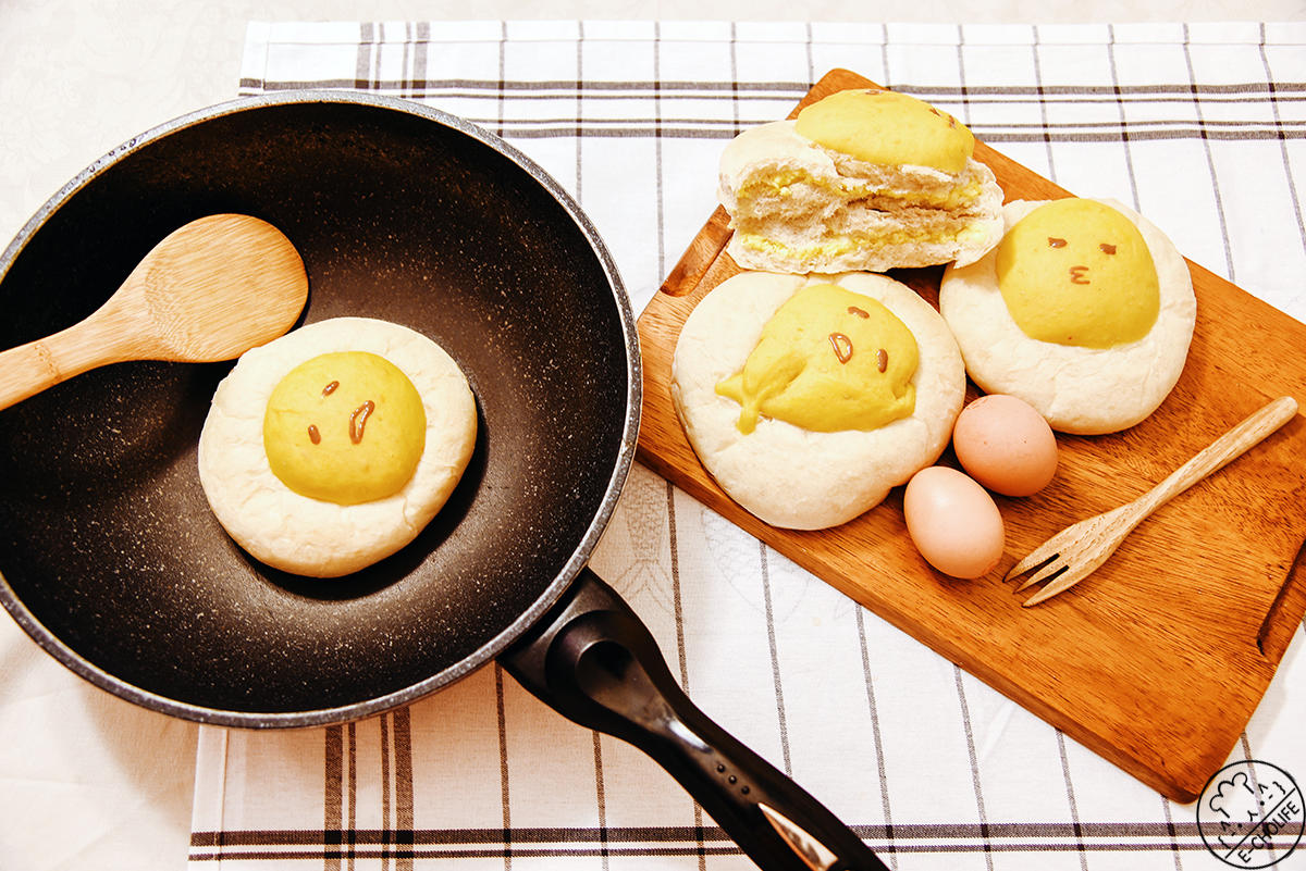 懒蛋蛋 · 南瓜蛋黄酱软面包的做法