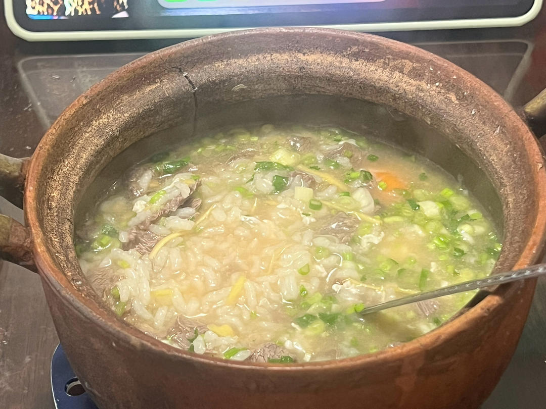生滚滑蛋牛肉粥