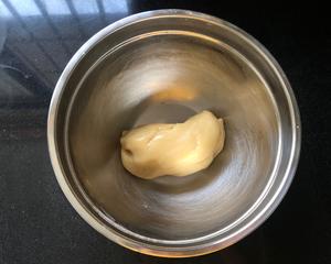 广式豆沙月饼的做法 步骤4