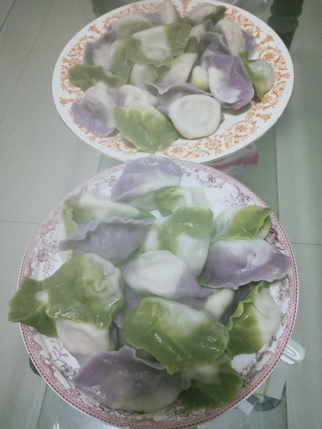 翡翠白玉白菜饺子详细版（附翡翠白玉白菜饺子包法，翡翠白玉饺子皮两种制法，面包机和面，翡翠白玉烧卖，各种馅料搭配）
