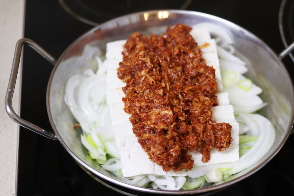韩式金枪鱼豆腐汤|快速上手的简单韩料的做法 步骤12