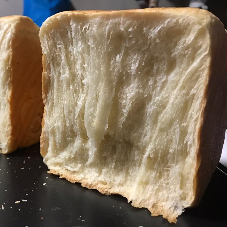 吐司，奶香手撕面包，超级香浓