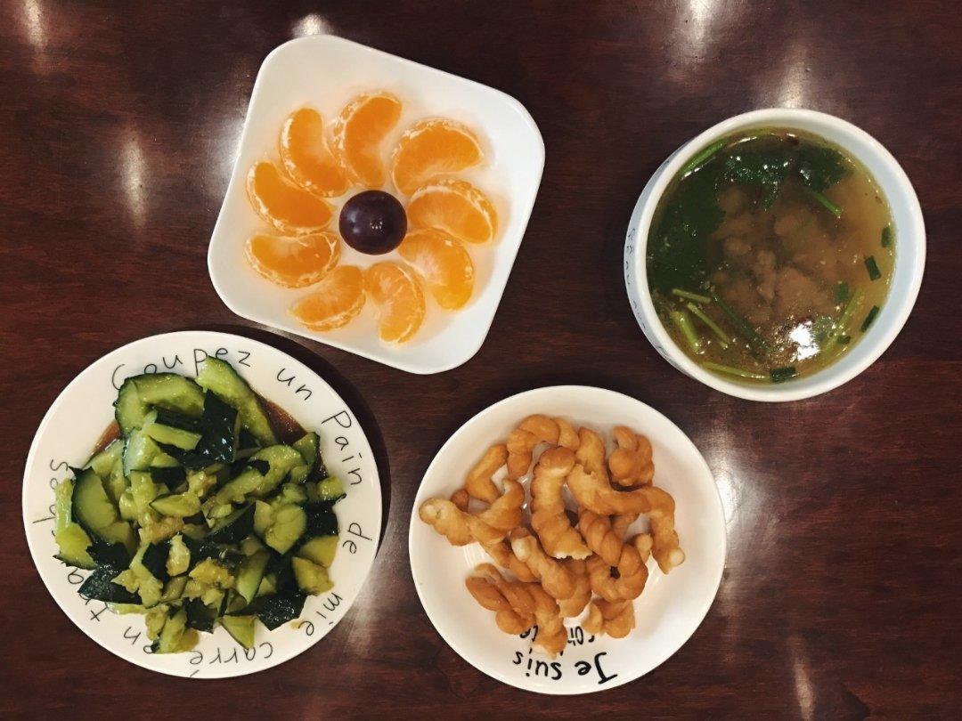 大小汤圆的快乐生活