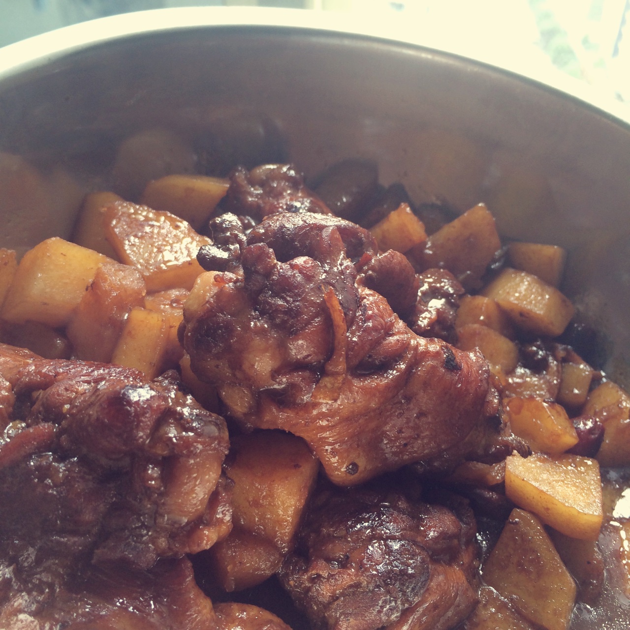 土豆炖鸡块