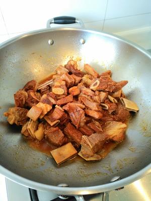牛排骨烧土豆胡萝卜的做法 步骤7