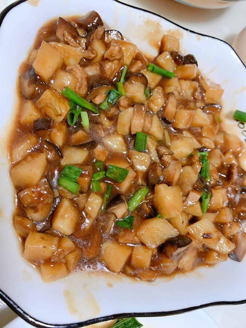 ㊙️香菇土豆肉沫拌饭❗️比外卖还好吃