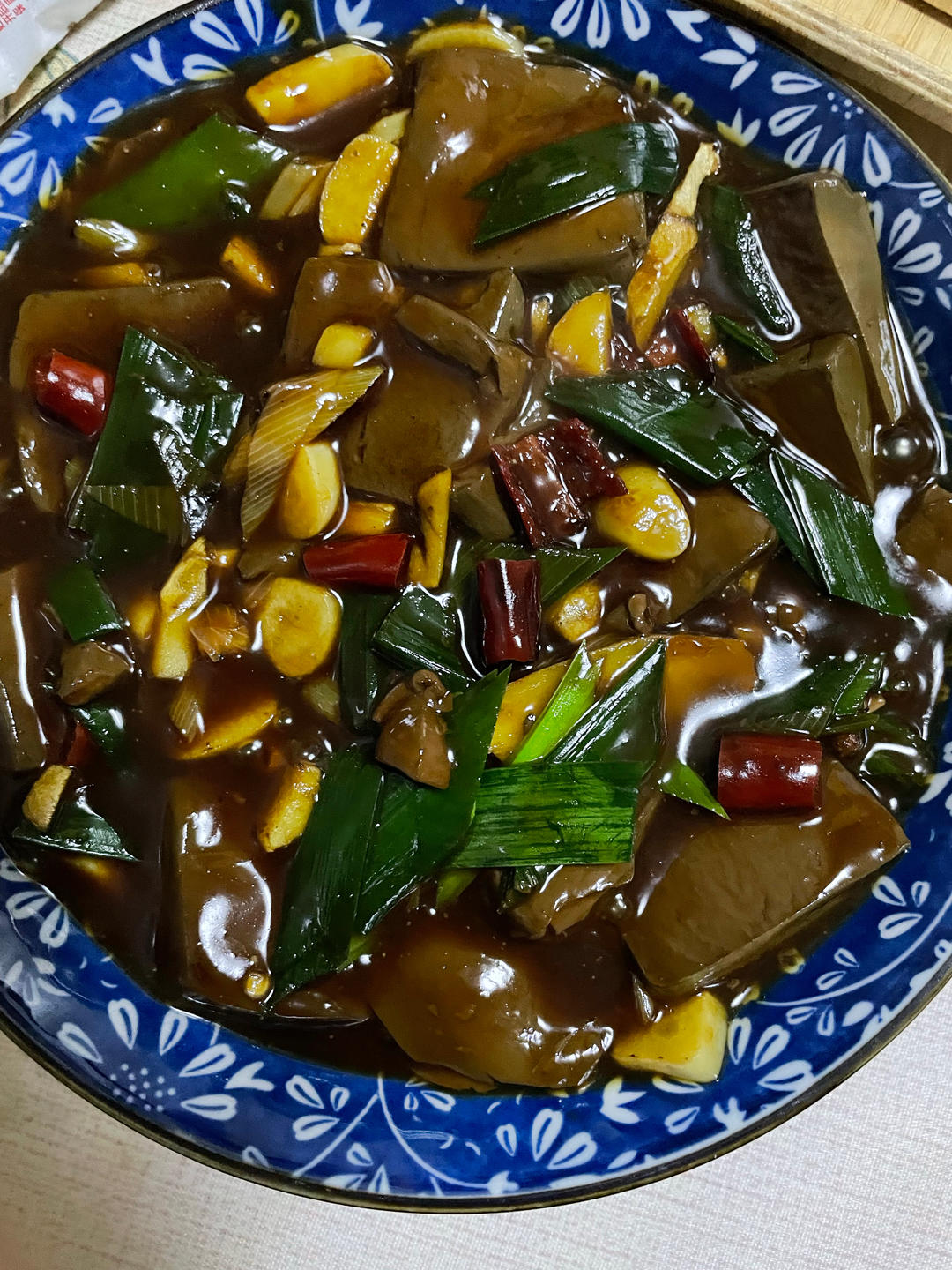 爆炒鸭血