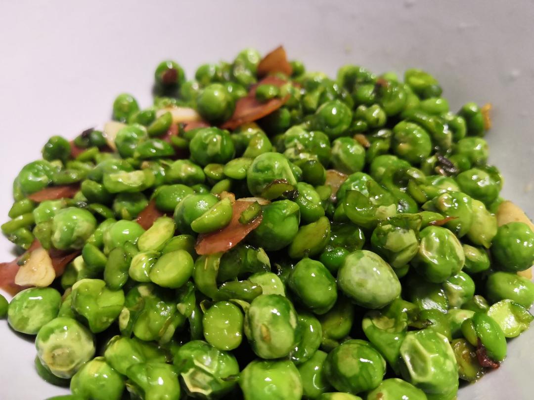 诺诺来吃做的清炒豌豆米