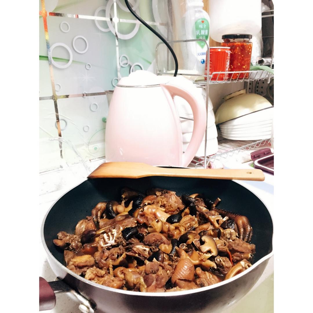 香菇炖鸡