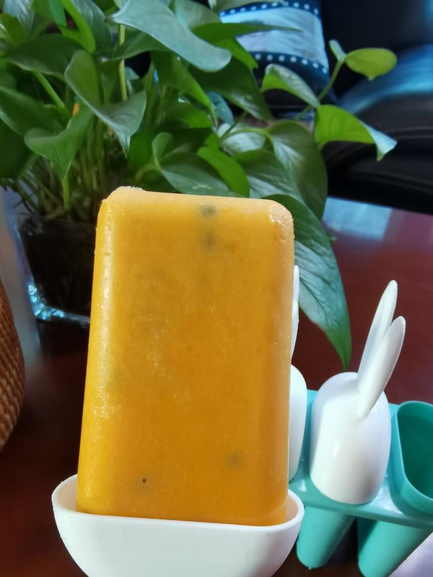 百香芒果酸奶雪糕