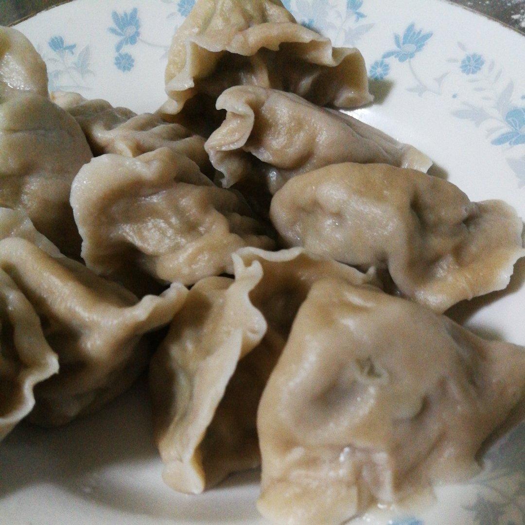 韭菜猪肉饺子(最简单最好吃又最多汁的饺子)