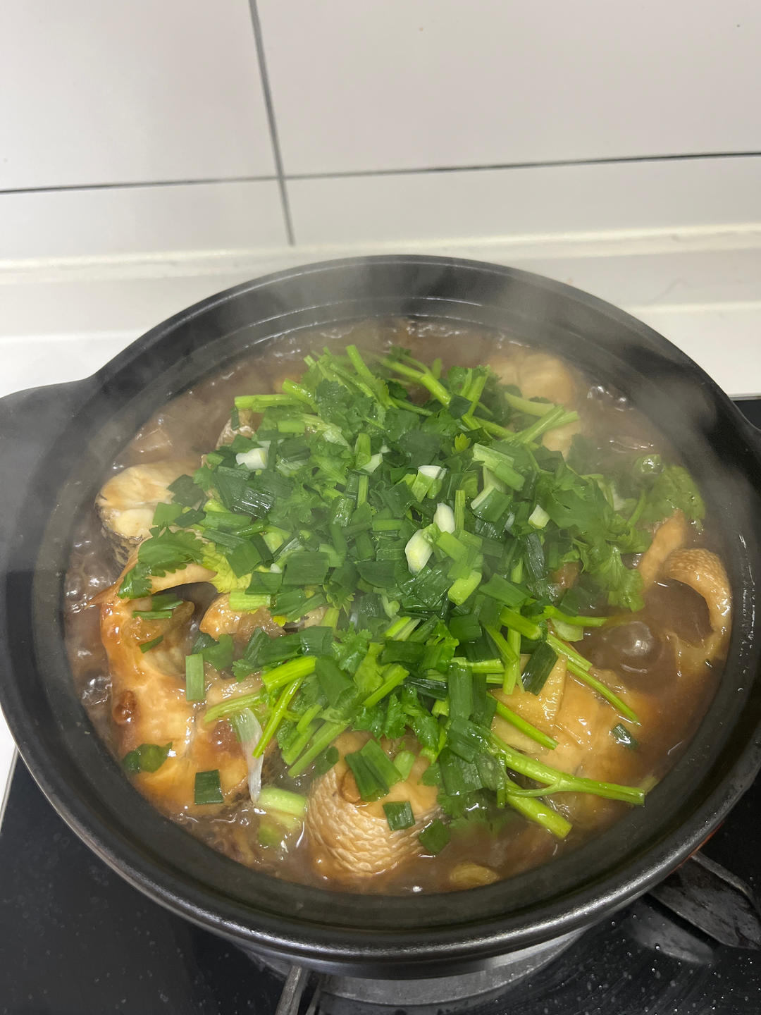鲈鱼煲