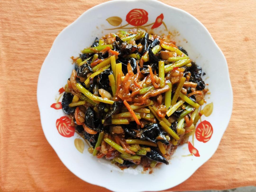 超好吃的鱼香肉丝（做法相当简单，一看就会）