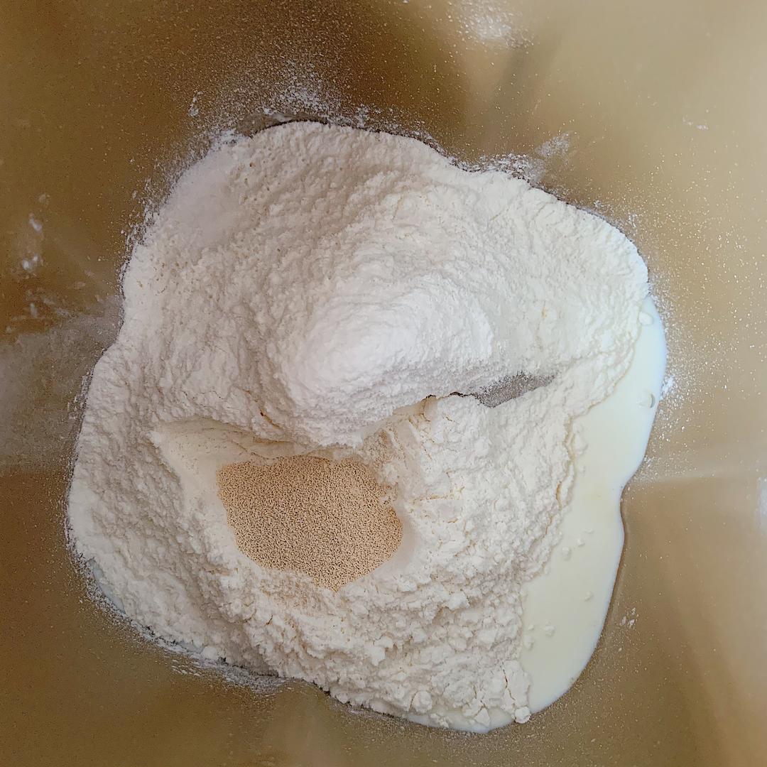 纯奶手撕吐司的做法 步骤1