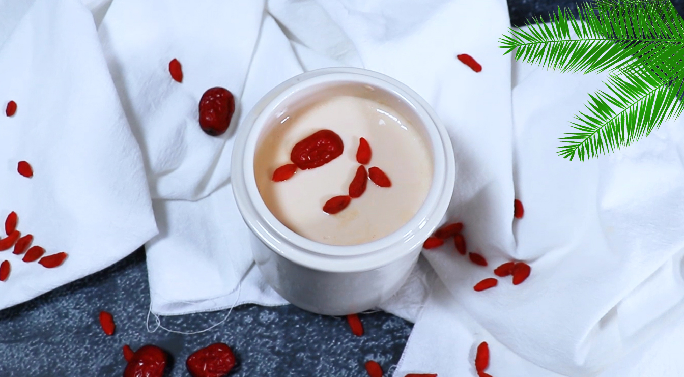 夏天最爱的美容养颜甜品——花胶奶冻的做法 步骤6