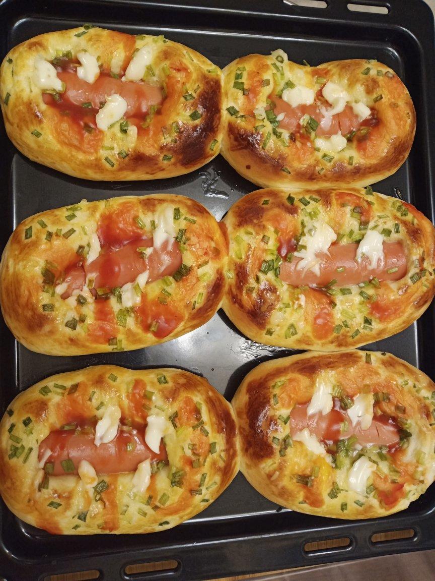 上善若水20200520做的面包夹香肠