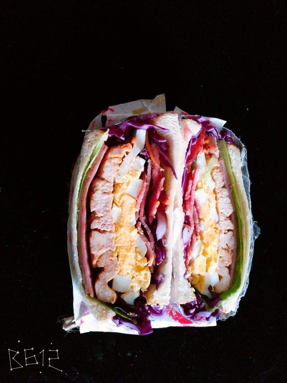 如何做超厚的沼三明治~详细tip！牛油果鸡蛋午餐肉三明治~