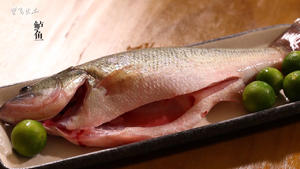 海南青橘鲈鱼的正宗做法 菜男烧小菜的做法 步骤3